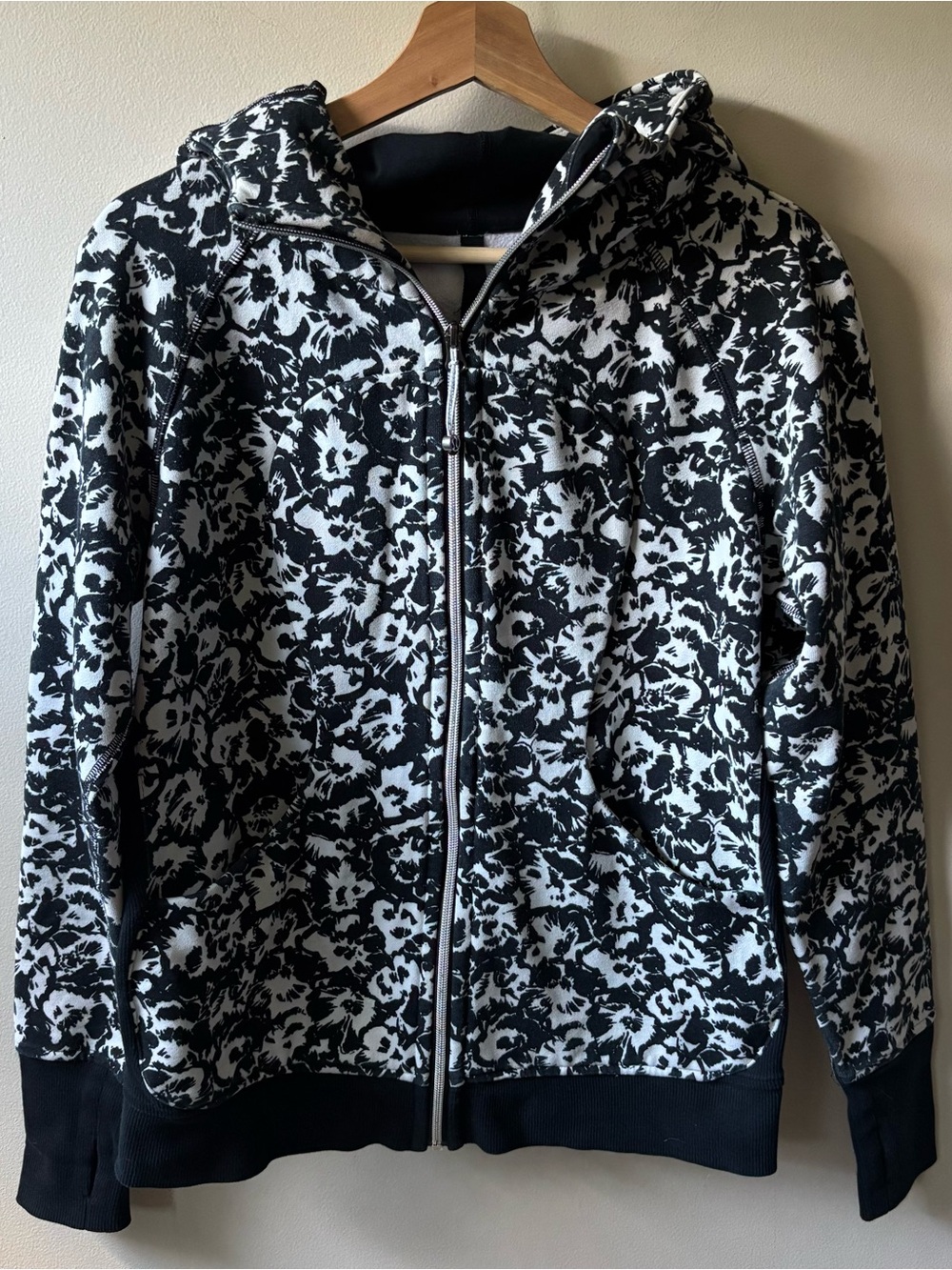 Lululemon Black & White Floral Zip-Up Scuba Hoodie